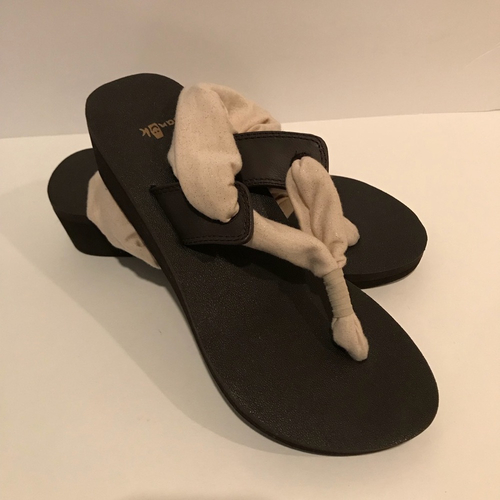 Sanuk Yoga Slinglet Wedge Metallic Neutral 7